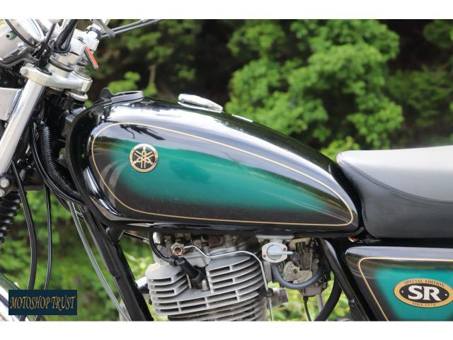 ヤマハ SR400