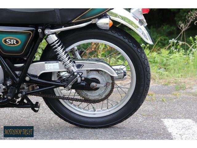 ヤマハ SR400