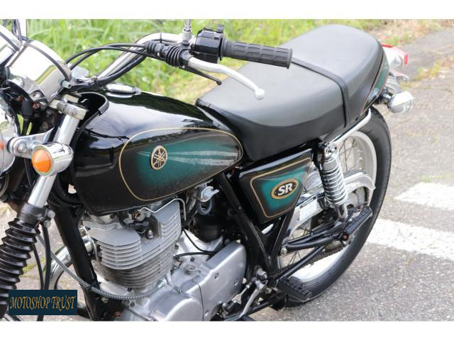 ヤマハ SR400