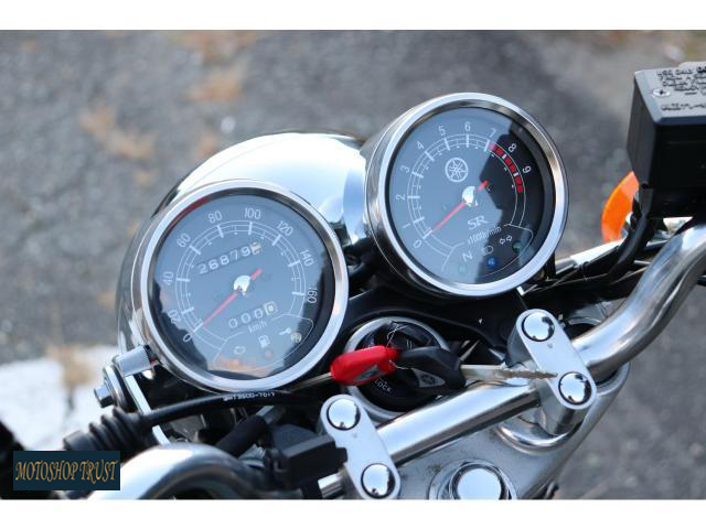 ヤマハ SR400