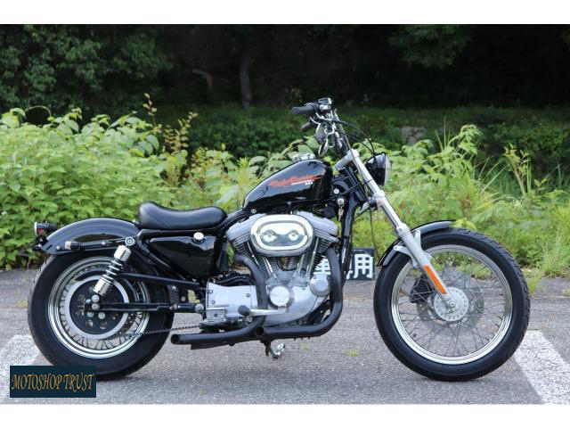 ハーレーダビッドソン　XLH883