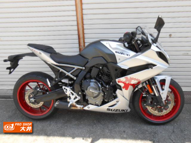 GSX-8R
