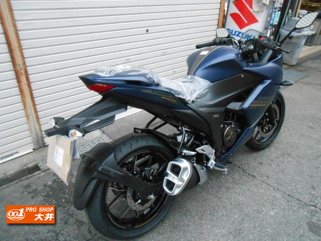 スズキ ジクサーSF250
