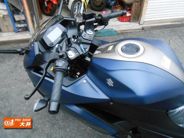 スズキ ジクサーSF250