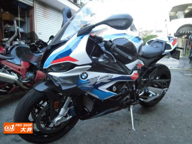 BMW M1000RR