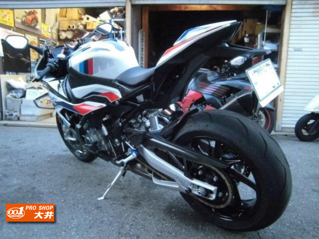 BMW M1000RR