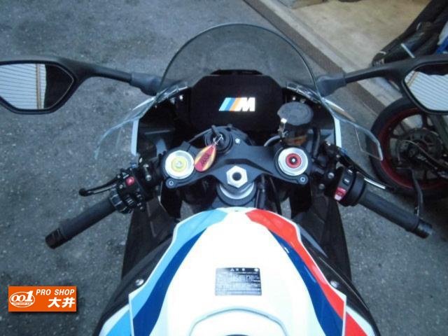 BMW M1000RR
