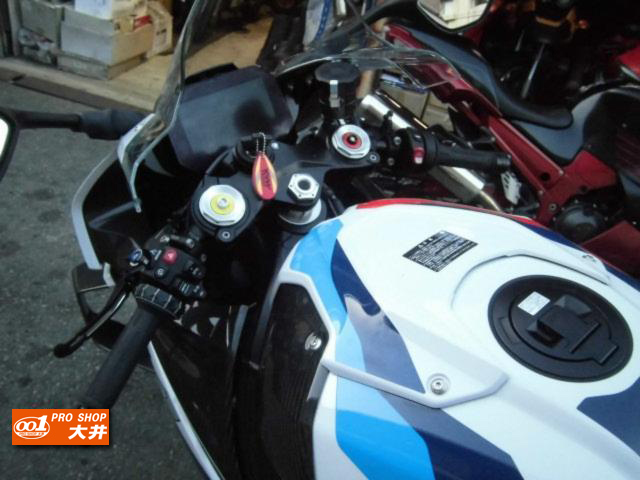 BMW M1000RR