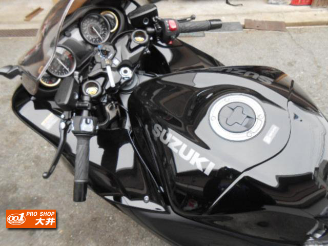 スズキ GSX1300R隼