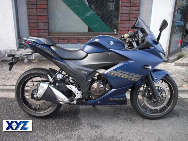 スズキ　ジクサーSF250