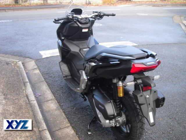 ホンダ ADV160