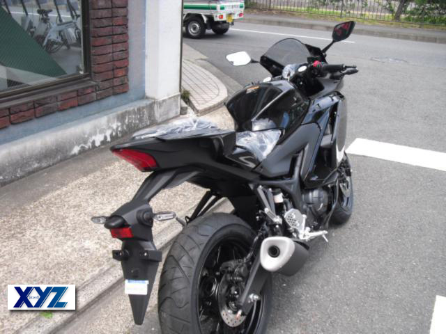 ヤマハ YZF-R25