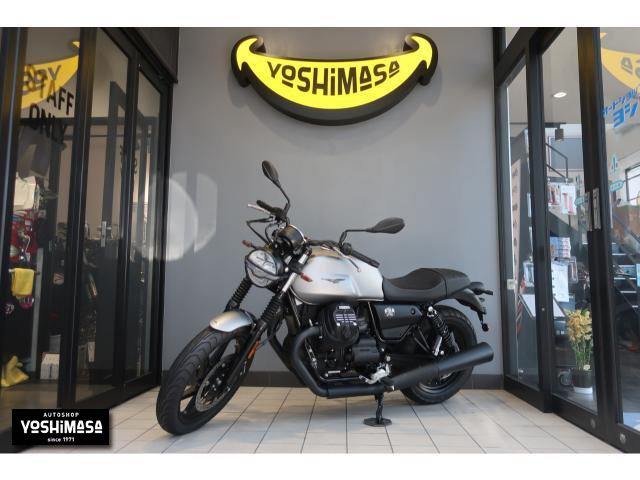 モトグッツイ 　 V7Stone