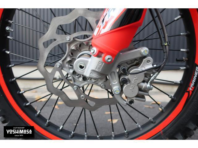 ベータ X-TRAINER250
