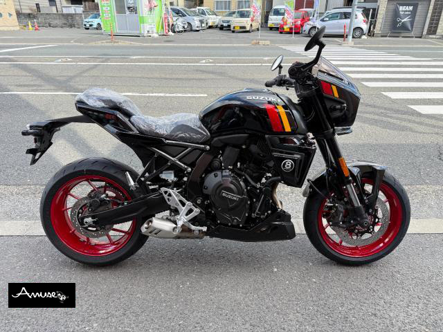 スズキ　GSX-8TT