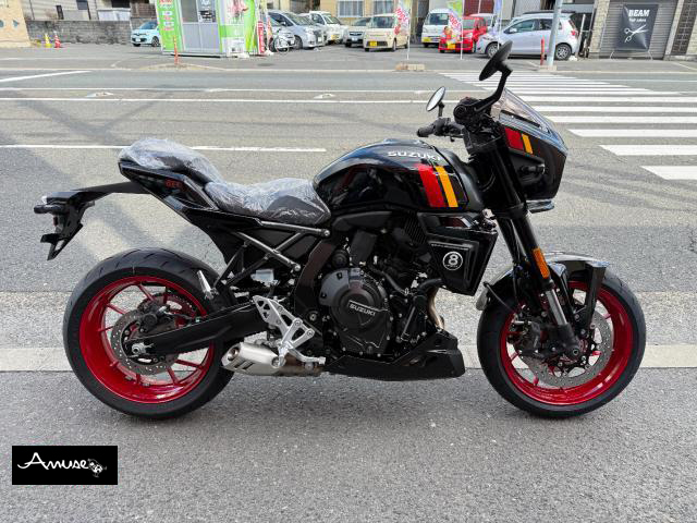 スズキ　GSX-8TT