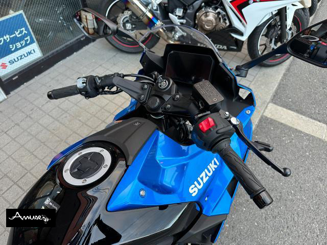 スズキ GSX-8R