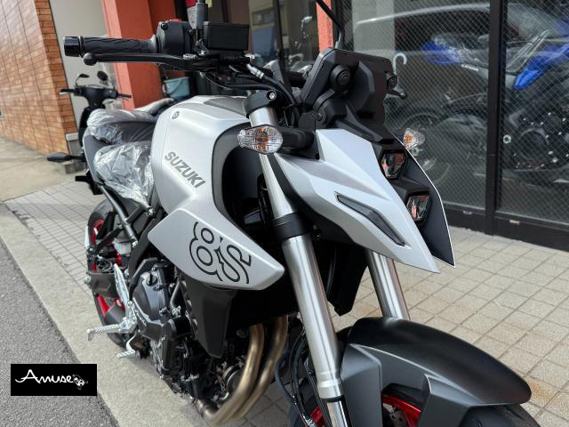 スズキ GSX-8S