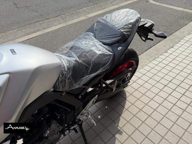 スズキ GSX-8S