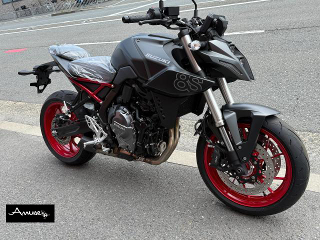 スズキ GSX-8S