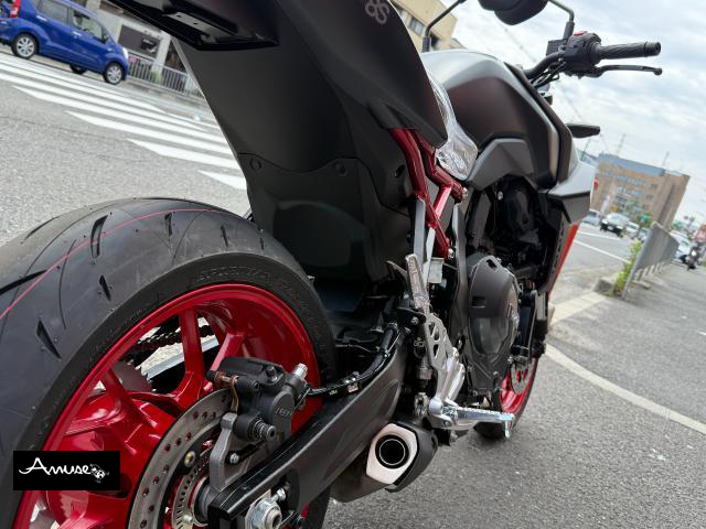 スズキ GSX-8S