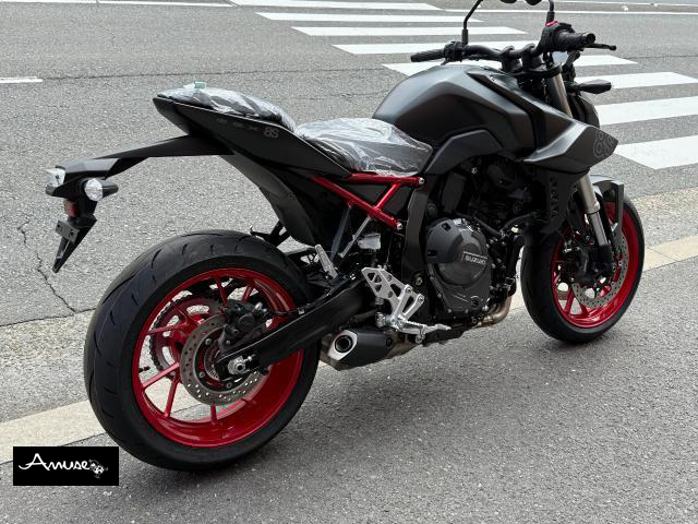 スズキ GSX-8S