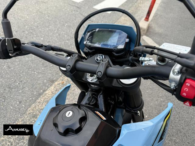 スズキ DR-Z4SM