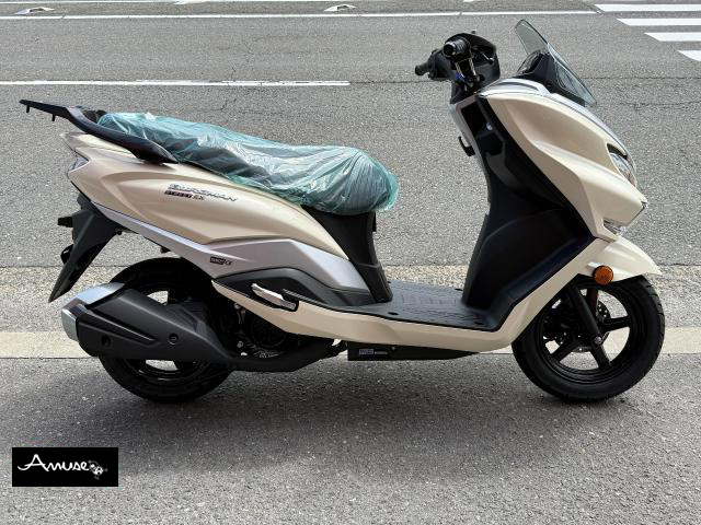 スズキ　バーグマンストリート125EX