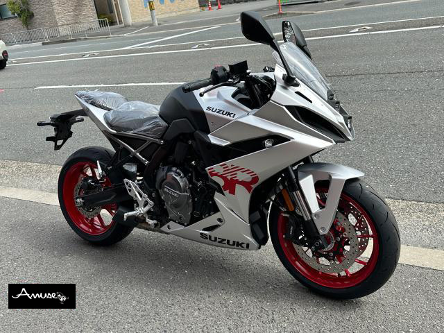 スズキ GSX-8R