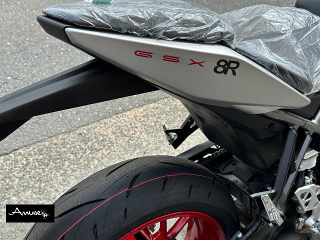 スズキ GSX-8R