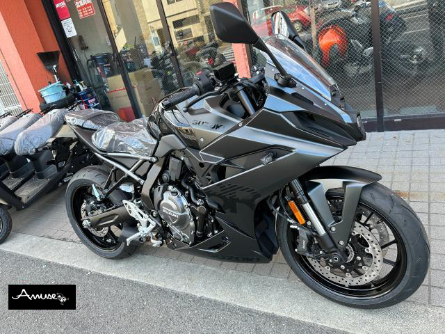 スズキ GSX-8R