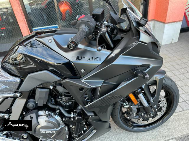 スズキ GSX-8R