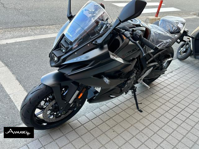 スズキ GSX-8R