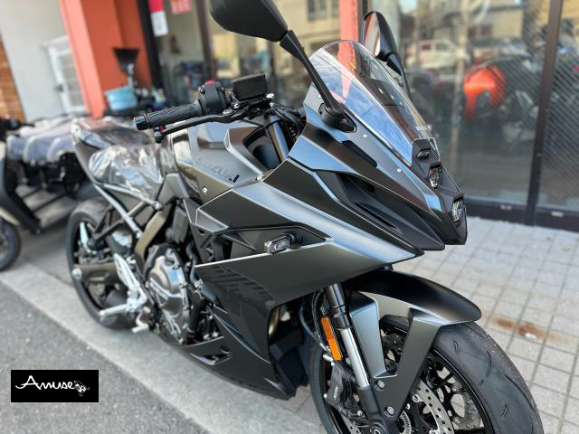 スズキ GSX-8R